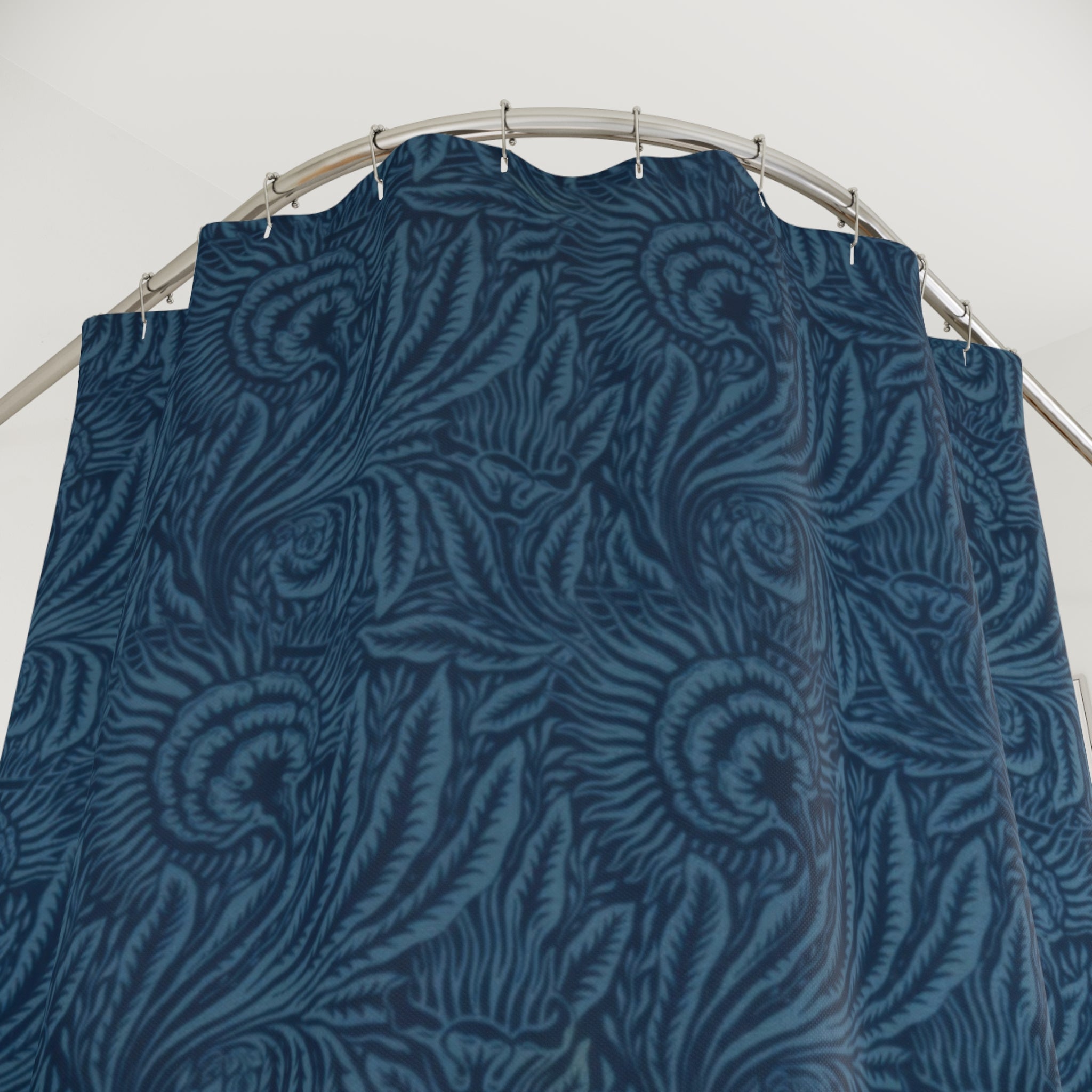 Mackmurdo Single Flower Shower Curtain – Indigo Chintz